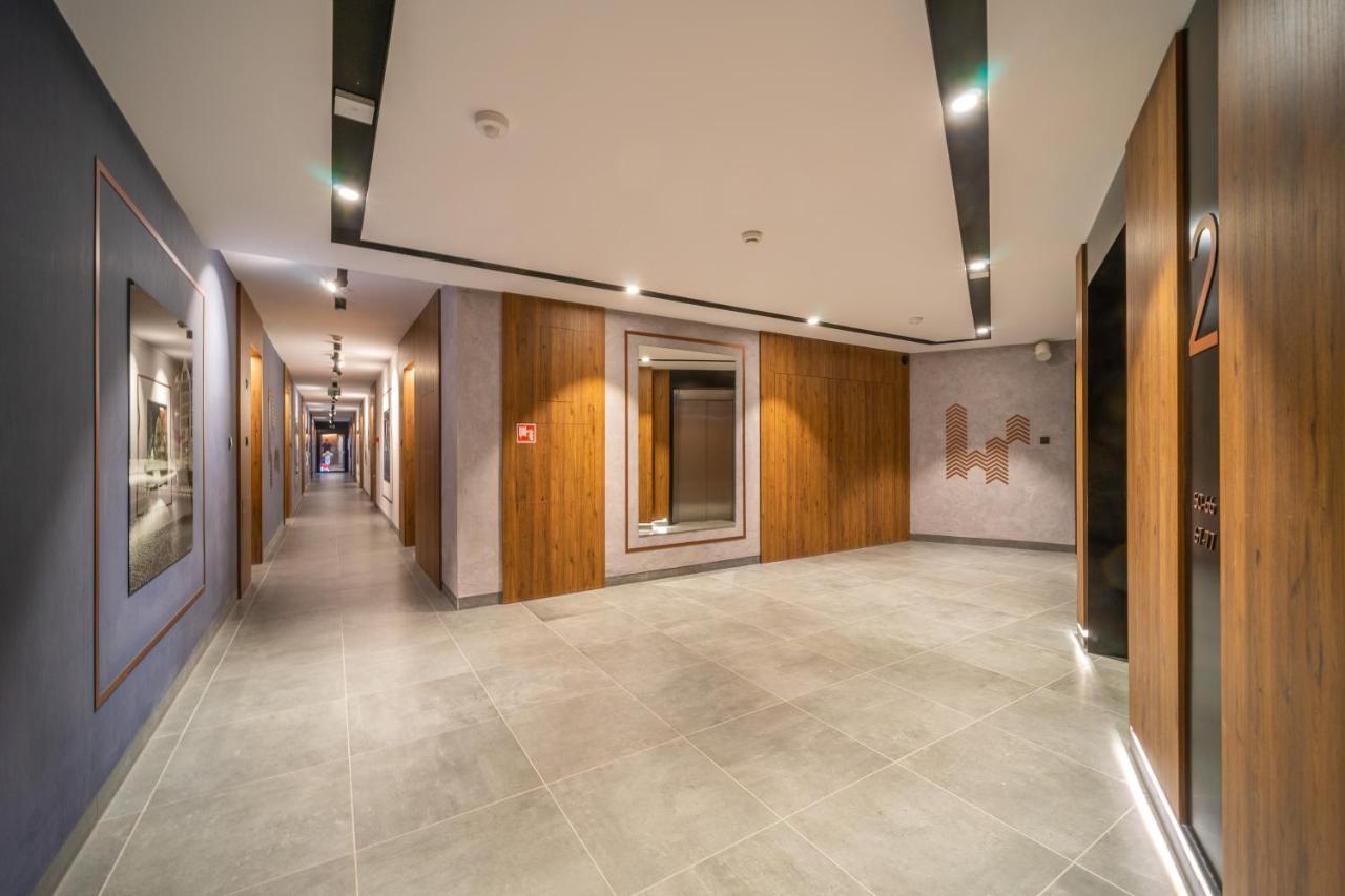 Mira Ii Apartment
